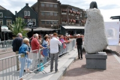 Gluren-bij-de-buren-149